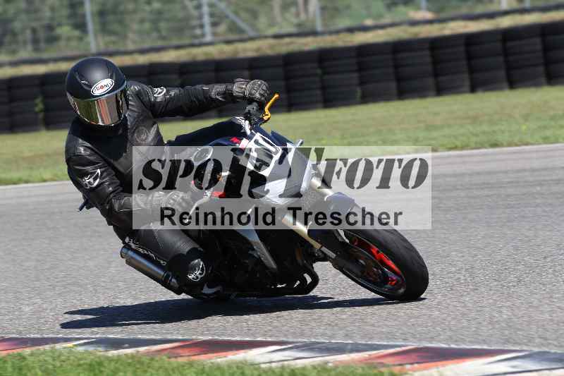 /43 08.08.2025 Discover the Bike ADR/Race 3 rot/410